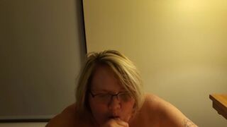 FAT WOMAN Busty Wench blowing another 1 out and sucking all