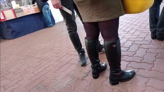 MILFs with ebony pantyhose & boots