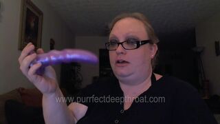 BIG BODIED WOMAN TRIES TO DEEPTHROAT HER DILDO