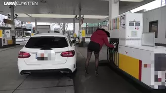 Fuck Date at the Gas Station | Cheating Ex-Wife Gets Massive Cum-Shot