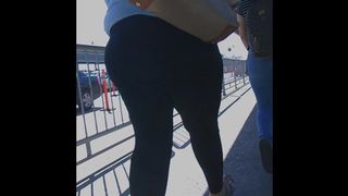 Mov1 (Fat Ass Latinas in Jeans on the Border)
