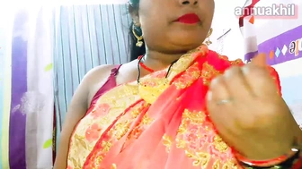 Indian desi pados wali bhabhi gr aayi jb gr me koi nhi tha fir usne mera land chusa aur hand di full sex movie