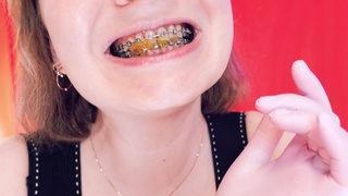 ASMR braces: giantess vore, eating jelly bears, chewing and sucking, mouth bizarre, Arya Grander