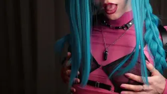 Ahegao doesn't leave Jinx's face