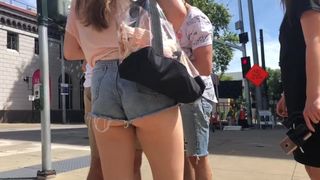 Tourists Exposing Ass in America 1