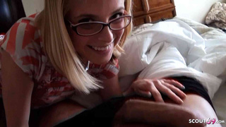 Monstrous Saggy Boobs Nerd GF with Glasses at Real Privat Home-made Sextape