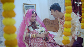 SHAADEE KE RAT MAN KE SAMNE BF KE SATH HARD-CORE SEX FULL MASTI