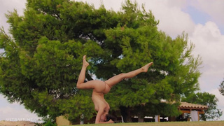 ULTRAFILMS Absolutely amazing chick Alissa Foxy doing yoga outdoors