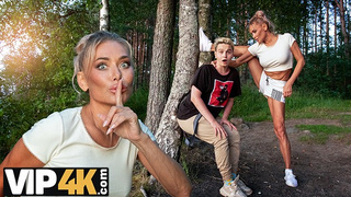 MOMMY4K. Russian Older Malusha found a stud with monstrous penis in the park and poked him in five minutes
