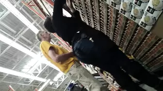 Big booty ebony at work in jeans